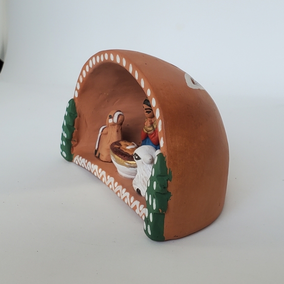 Peruvian Clay Nativity Handmade Christmas Creche from Peru Vintage Collectible - Picture 5 of 15